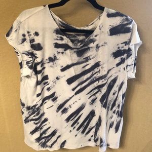 NWT shirted front tee